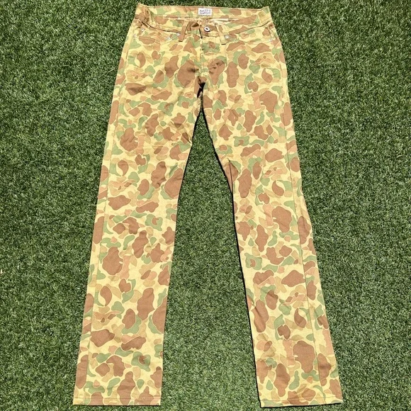 VTG 2012 Fall Weird Guy Naked & Famous Camo Pants - Picture 5 of 8